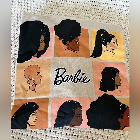 Barbie Sweatshirt Black Barbie Square Style, 60% Cotton, Raw Hem; Size XXL - Picture 2 of 7